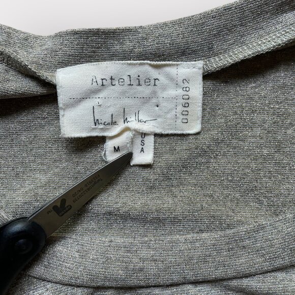 Artelier Nicole Miller Size M Silver Metallic Cold Shoulder Long Sleeve Top - Picture 2 of 6